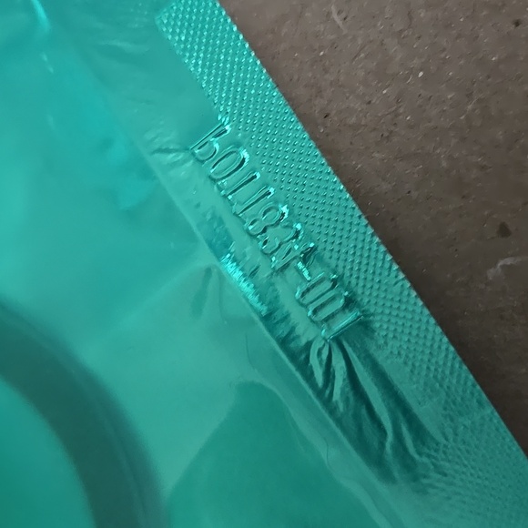 Earth Therapeutics Recover-E Cucumber Eye Pads 1 Set Cucumber aloe VIt E - Picture 6 of 13